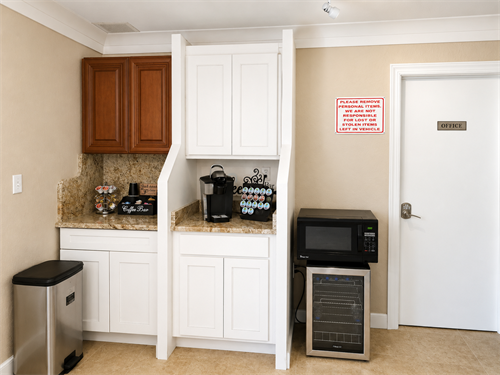 Gallery Image lobby_1.png