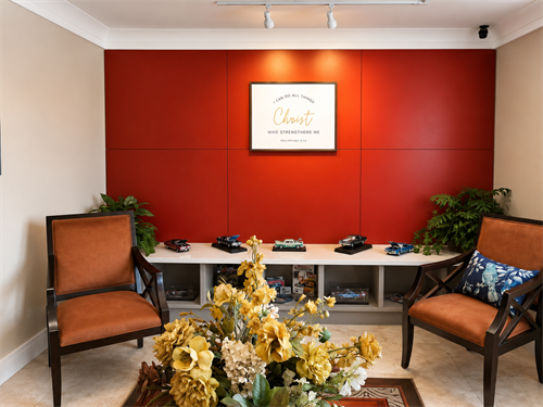 Gallery Image lobby_2.png