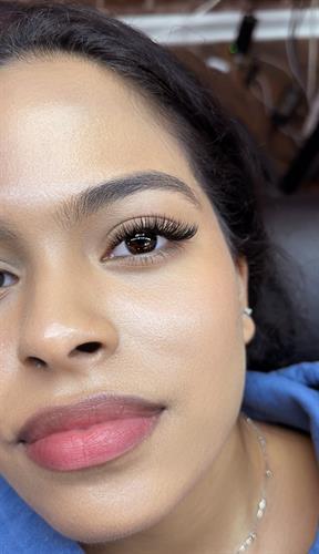 Wispy lash extensions Wispy lash extensions