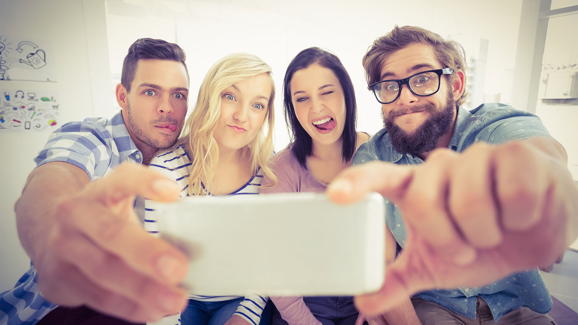 Image for 5 Selfies You Need to Take for Your Business