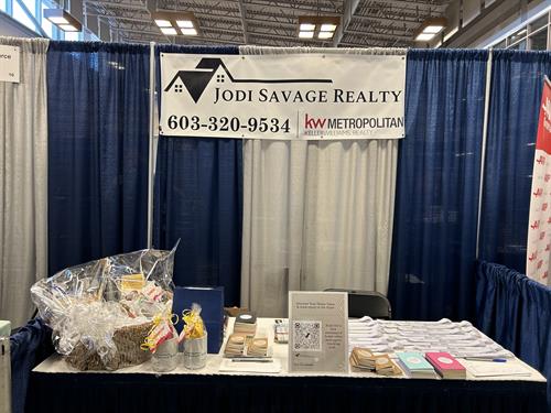 Gallery Image IMG_1617.jpeg