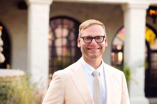 Gallery Image JonathanE_332_web.jpg