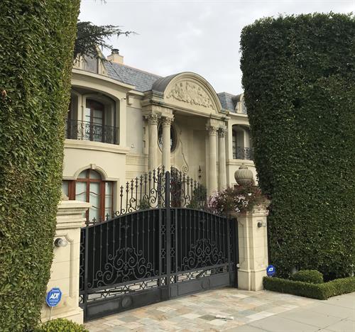 Celebrity Homes Tours of Beverly Hills 