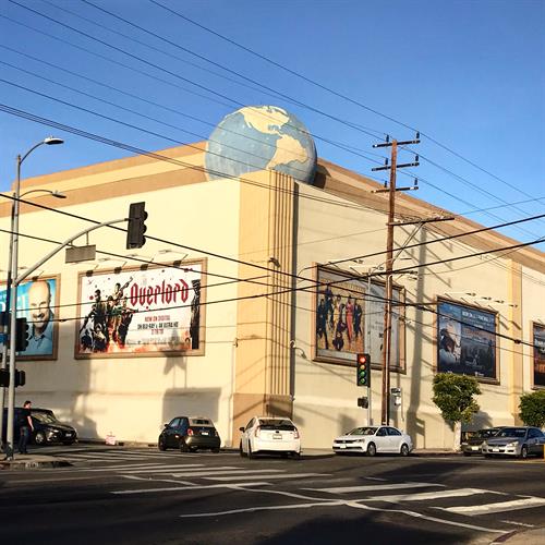 Hollywood Studio History During a Private Luxury Tour of Los Angeles 