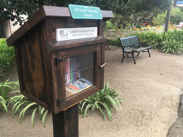 Free library on Delores with reading bench