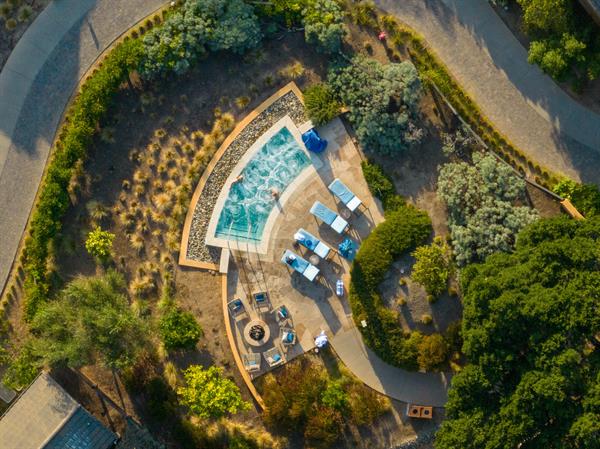 Adults-Only Hilltop Jacuzzi