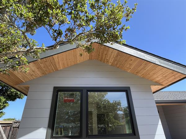 Gallery Image IMG_6700.jpeg