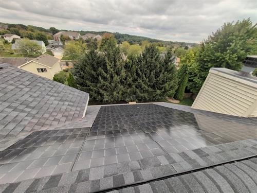 Landmark Pro and Solstice solar shingles on Madison’s west side home.