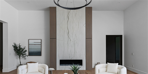 Gallery Image GREAT-ROOM-FIREPLACE.png