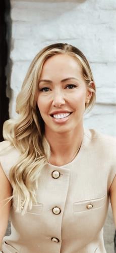 Gallery Image Headshot.jpeg