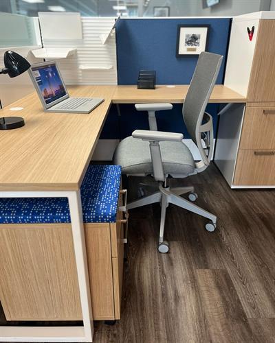 CUBICLE