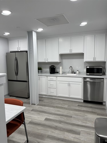 Gallery Image IMG_1197.jpeg