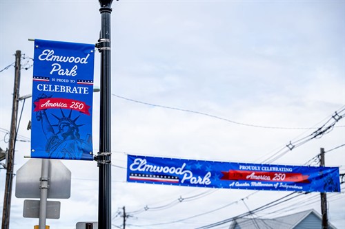 Gallery Image 001_America250_CustomBanners.jpg