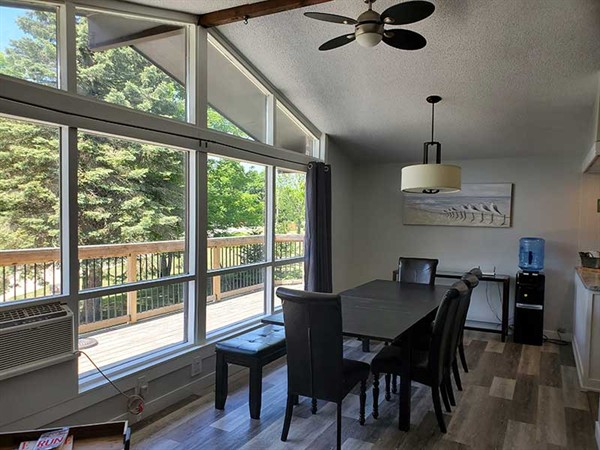 Gallery Image carson-dining-room.jpg