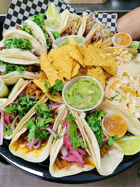 Gallery Image party_platter.jpg