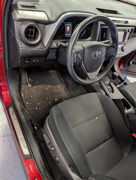 Gallery Image PXL_20251112_190148075.jpg