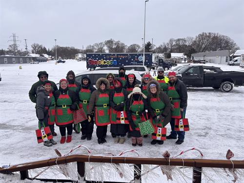 Our Chamber Elves at the 2025 Santa Parade