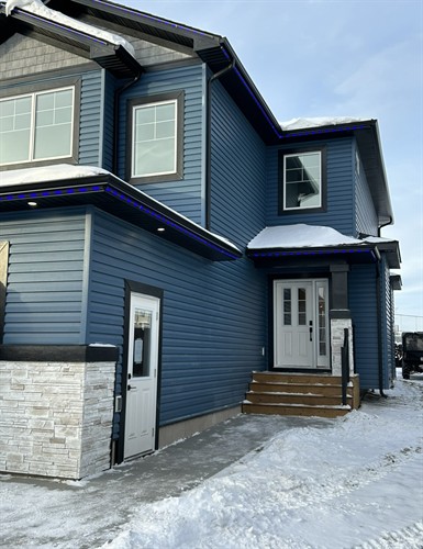 Gallery Image 127_Lazarde_Place_2024.jpg