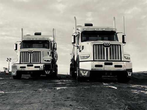 Gallery Image Truck_Pic_4.jpg Gallery Image Truck_Pic_4.jpg