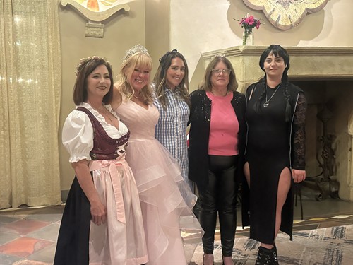 Gallery Image IMG_7759.jpeg