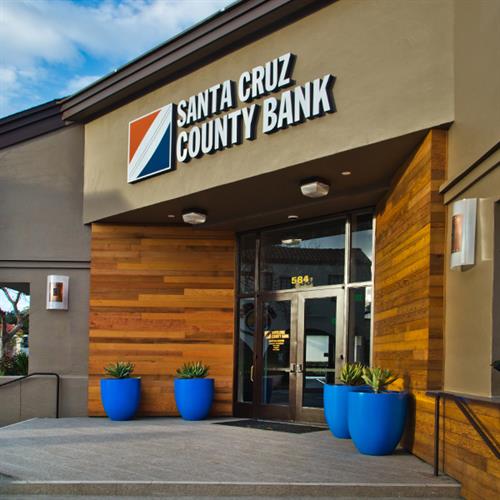 Santa Cruz County Bank - 584 Munras Avenue