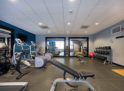 Gallery Image Hampton_fitness_center.jpg