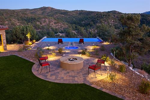 Gallery Image belgard_backyard_overhead_evening.jpg