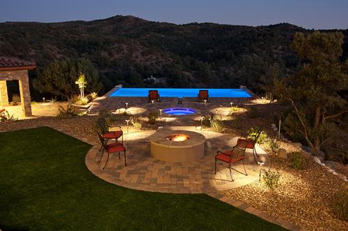 Gallery Image belgard_firepit_overhead_evening.jpg