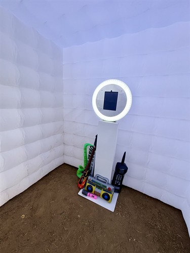 Our Aura M Photo Booth