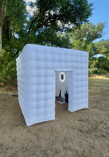 We Offer A Copper Sky Glow Lounge Add-On Option For Our Photo Booth