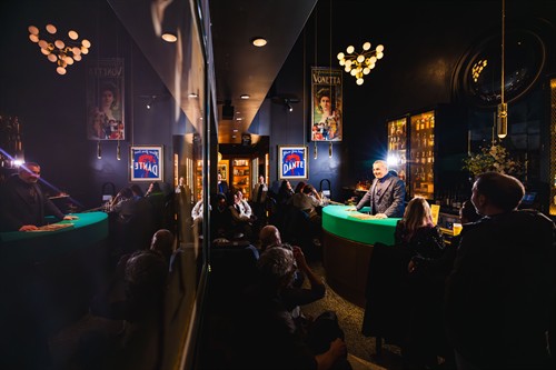 Gallery Image Chicago_Magic_Lounge_April_10_2025_-_Photo_by_Trainman_Photography-8.jpg