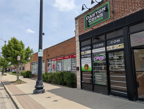 We buy gold jewelry, rings, necklaces, bracelets, scrap gold, and gold bullion, offering free evaluations based on current precious metals markets.