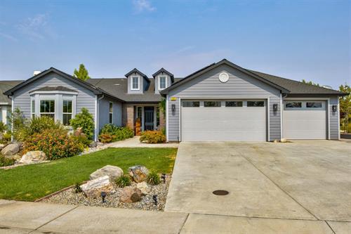 Gallery Image glenside1ext.jpg