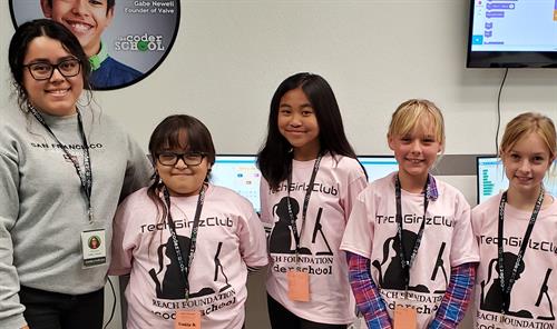 TechGirlz Club promotes 4th and 5th grade girls a chance to explore and imagine a future in Tech! 