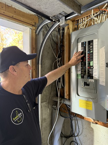 Gallery Image IMG_3057.jpeg