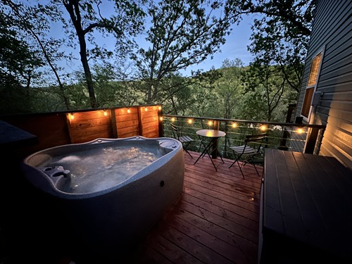 The Loft Hot Tub for Stargazing