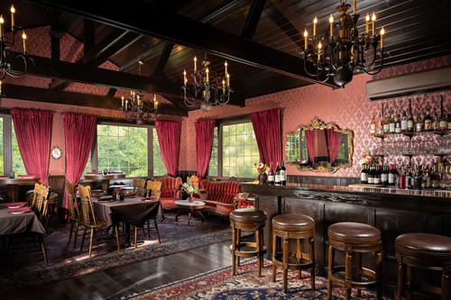 The Bar Lounge