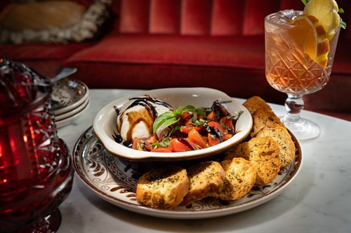 Artisan Burrata & Vine Ripened Tomatoes