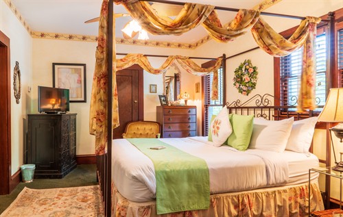 The Emily Dickinson King Bedroom Suite