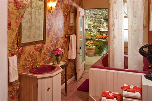 The Sarah Bernhardt Bathroom Area