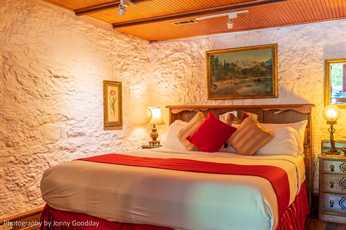 The Zelda King Bedroom Suite