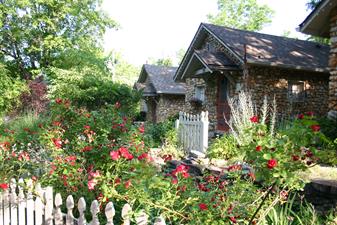 Rock Cottage Gardens