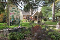 Rock Cottage Gardens - Eureka Springs