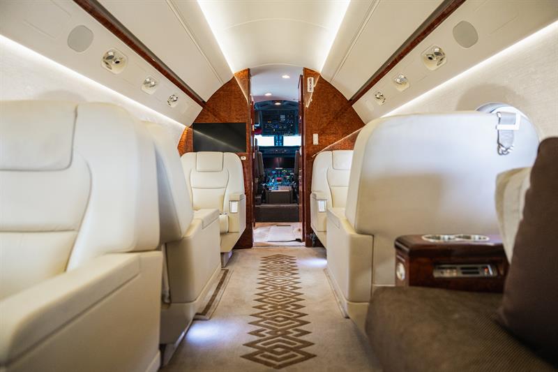 RealClean Aircraft Detailing. Fly Confident.