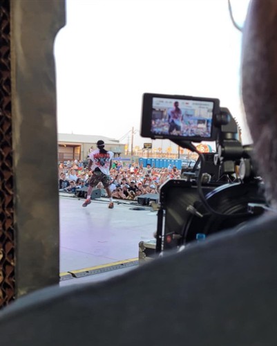 Live event and performance coverage captured with a cinematic, audience-focused perspective.