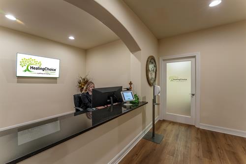 Gallery Image LowRes_HealingChoice_102.JPG