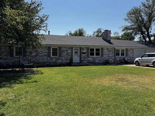 Gallery Image IMG_7958.jpg