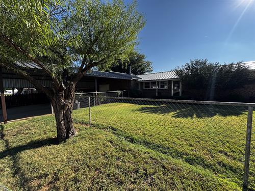 Gallery Image metal_2.jpg