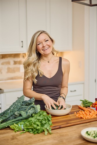 Headshot photographed for Anna King's Cookbook, Intuitive Eating