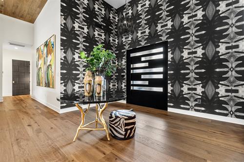 Gallery Image 06-14914-Miami-2_4150.jpg